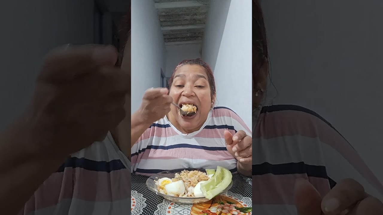 Oi gente vamos jantar hoje a minha janta está uma delícia esse ovo cozido#😋