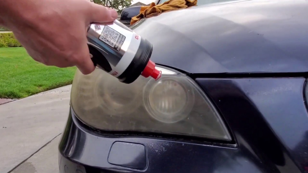 Headlight restoration on a BMW 3 and 5 series in 2 minutes