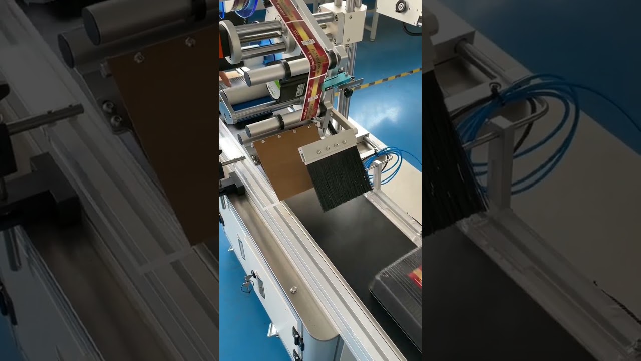 Plastic box case top flat side labeling machine
