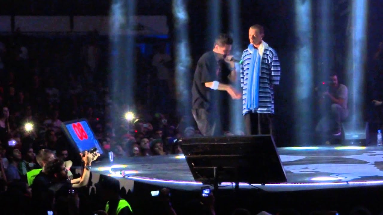 DTOKE vs CEKA Cuartos de Final Red Bull Batalla de los Gallos Internacional.