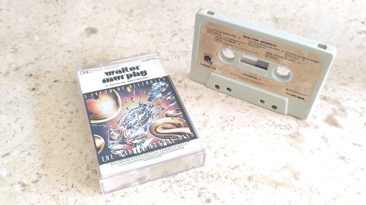 [Restauración] Audio cassette muy antiguo. Etiqueta, cojinete y caja.