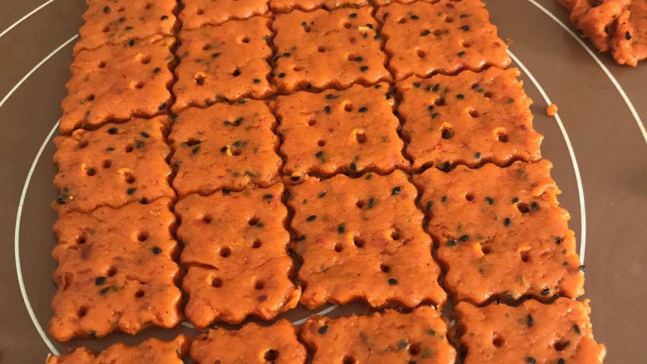 PİZZA  KRAKER TADINDA KURABİYE/ KIYIR KIYIR UZUN ÖMÜRLÜ BAHARATLI KURABİYE TARİFİ/YEMEK ADASI