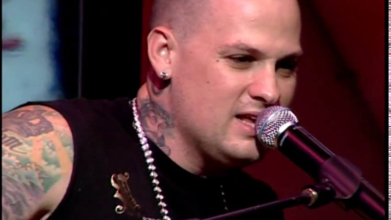 Good Charlotte - S.O.S (Live Acoustic Version)