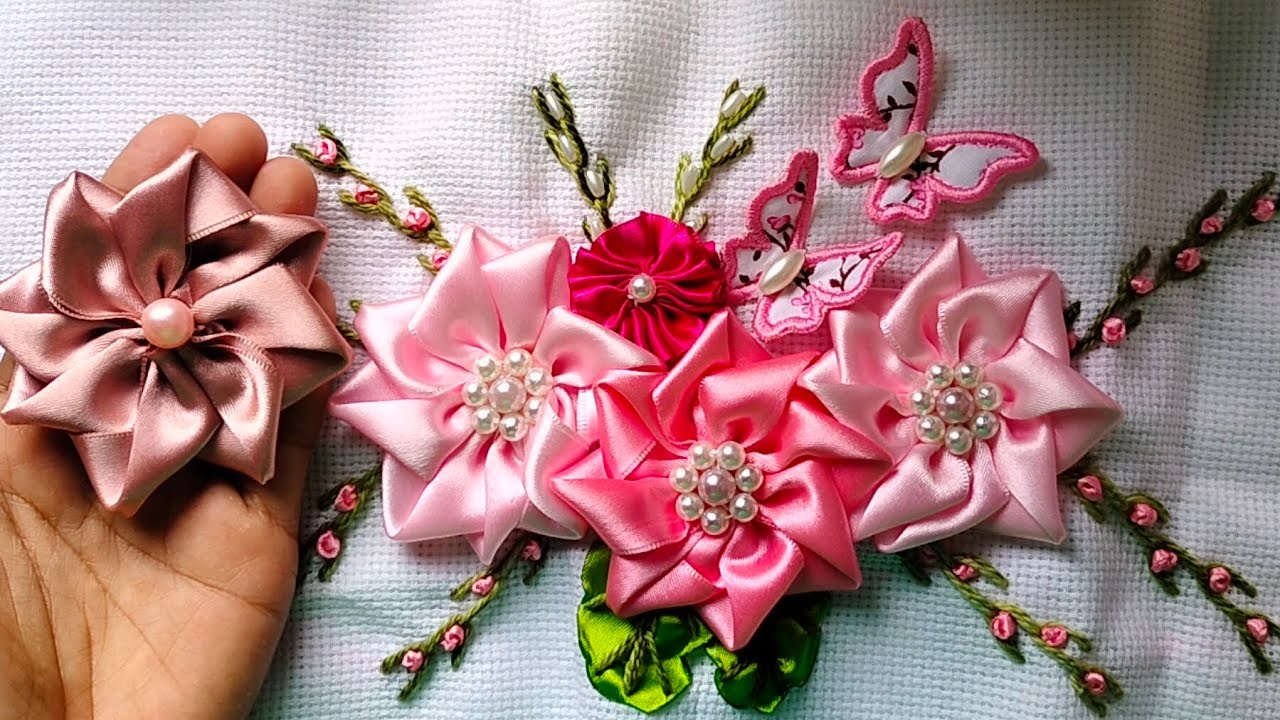 flor de cetim com fita número 9 pra toalhas modelo 686 @atelierdananda