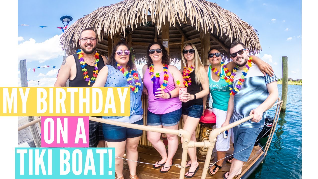 Celebrating my birthday on a tiki boat!  ALOHA TIKI TOURS // Detroit, MI // June 2019