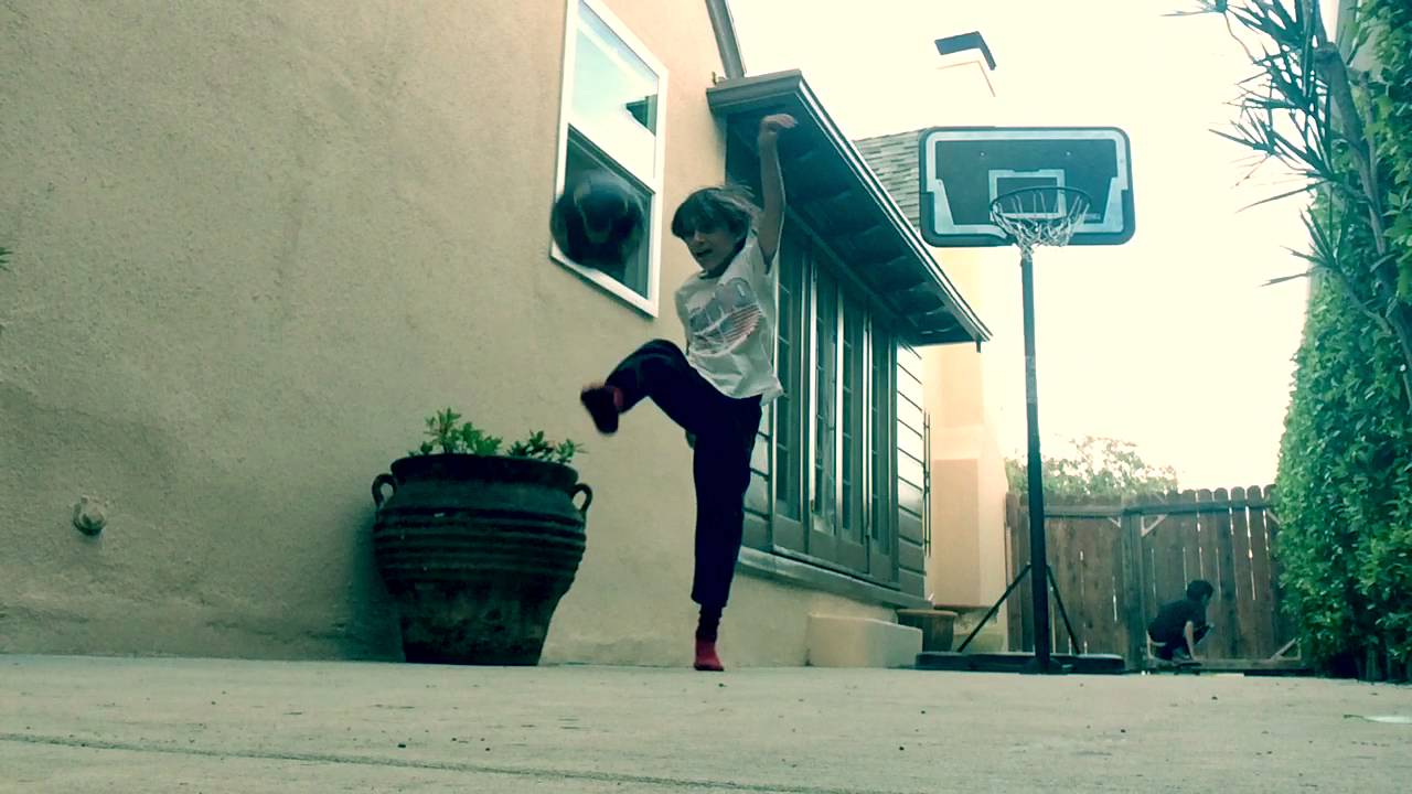 Bass drop vines