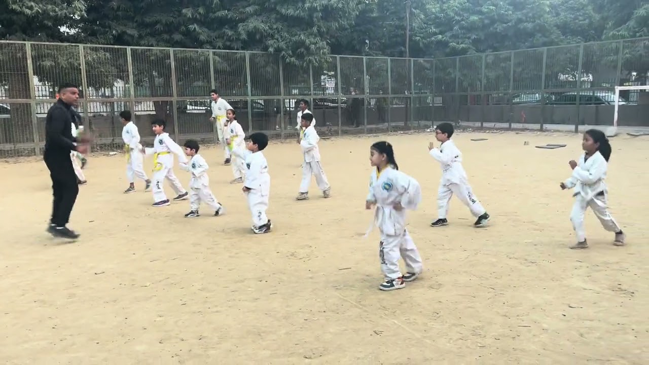 Acha Puja Ki kick