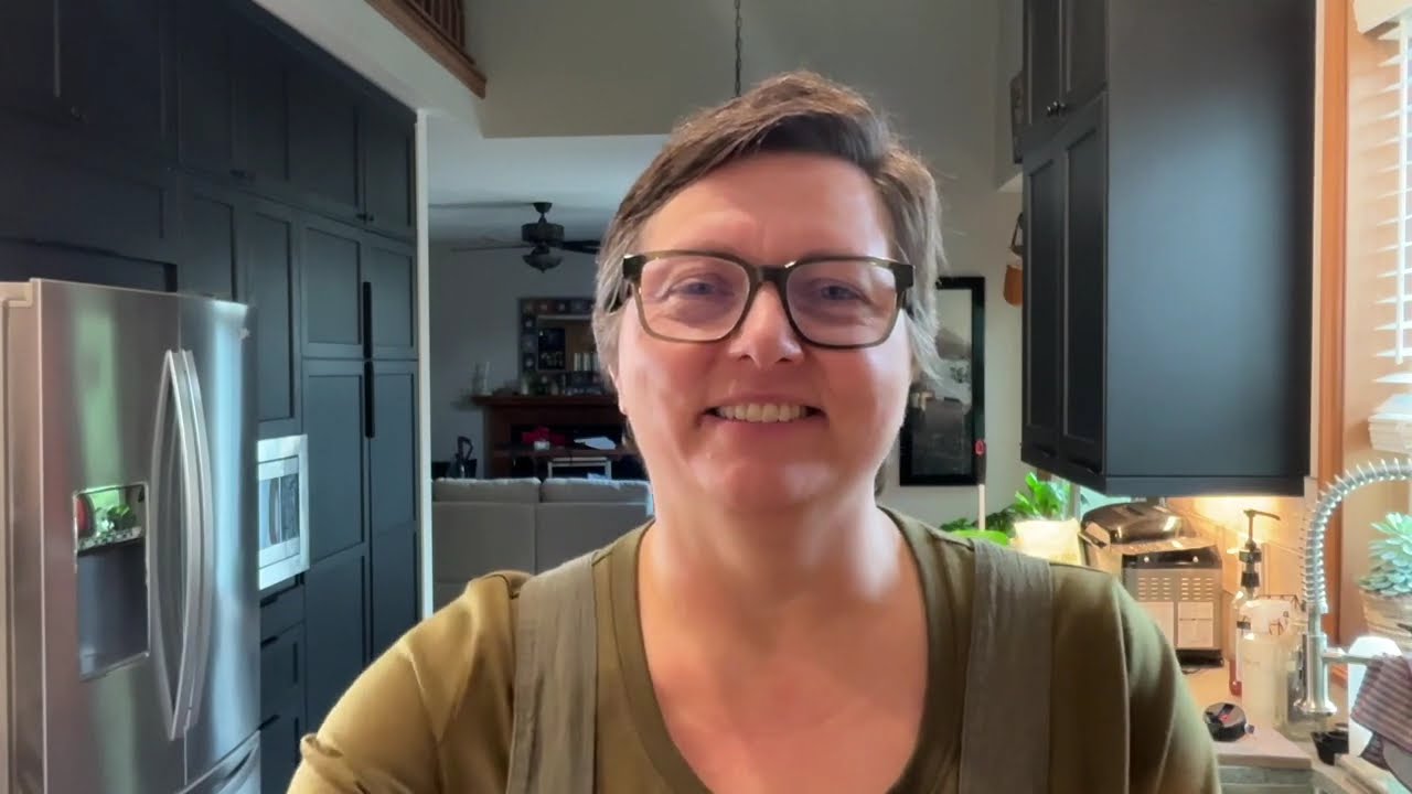 Southern Cornbread Dressing - Whole food made simple! #freshlymilledflour #freshlymilledcorn