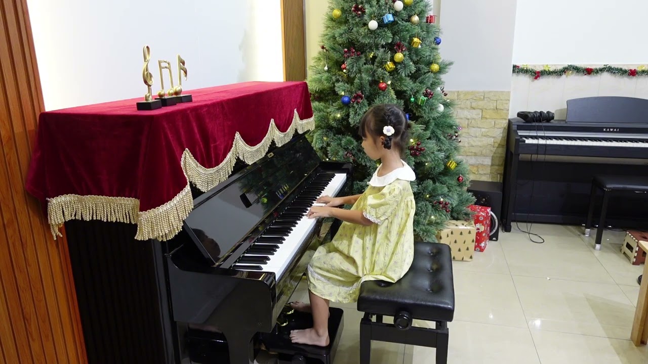 Souvenirs d'enfance I học viên Gia Tuệ