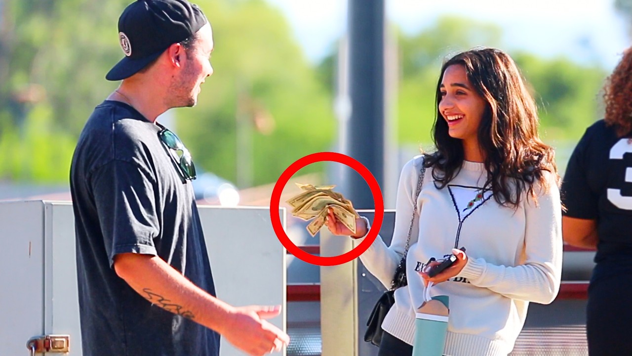 Giving Money To Strangers Every 10 Seconds