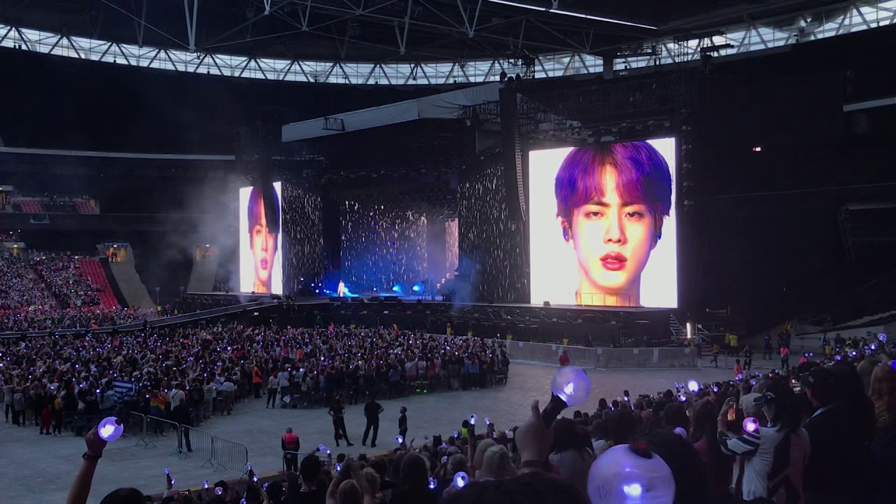 010619 EPIPHANY @ BTS 방탄소년단 Love Yourself: Speak Yourself Tour in London - Wembley Stadium