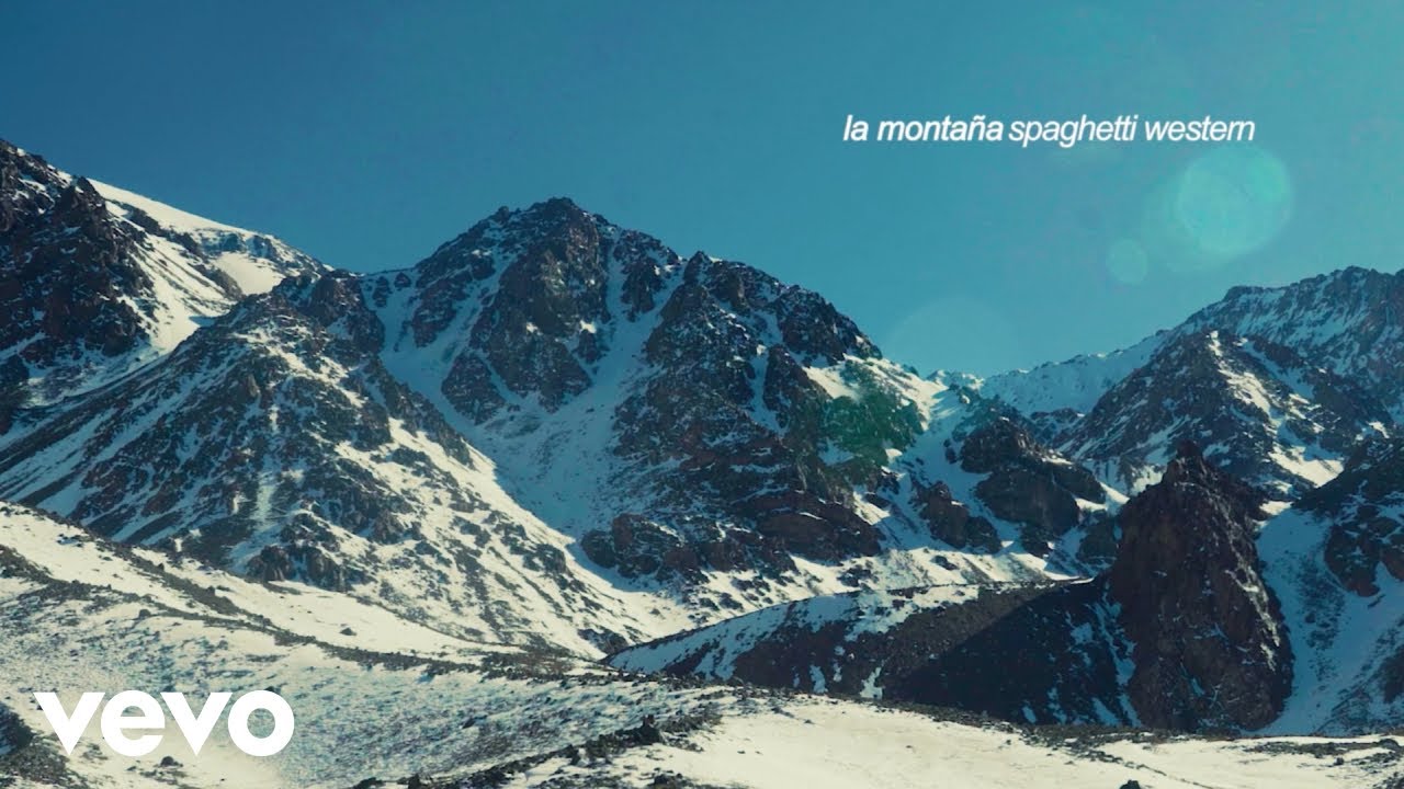 Spaghetti Western - La Monta&ntilde;a (Lyric Video)