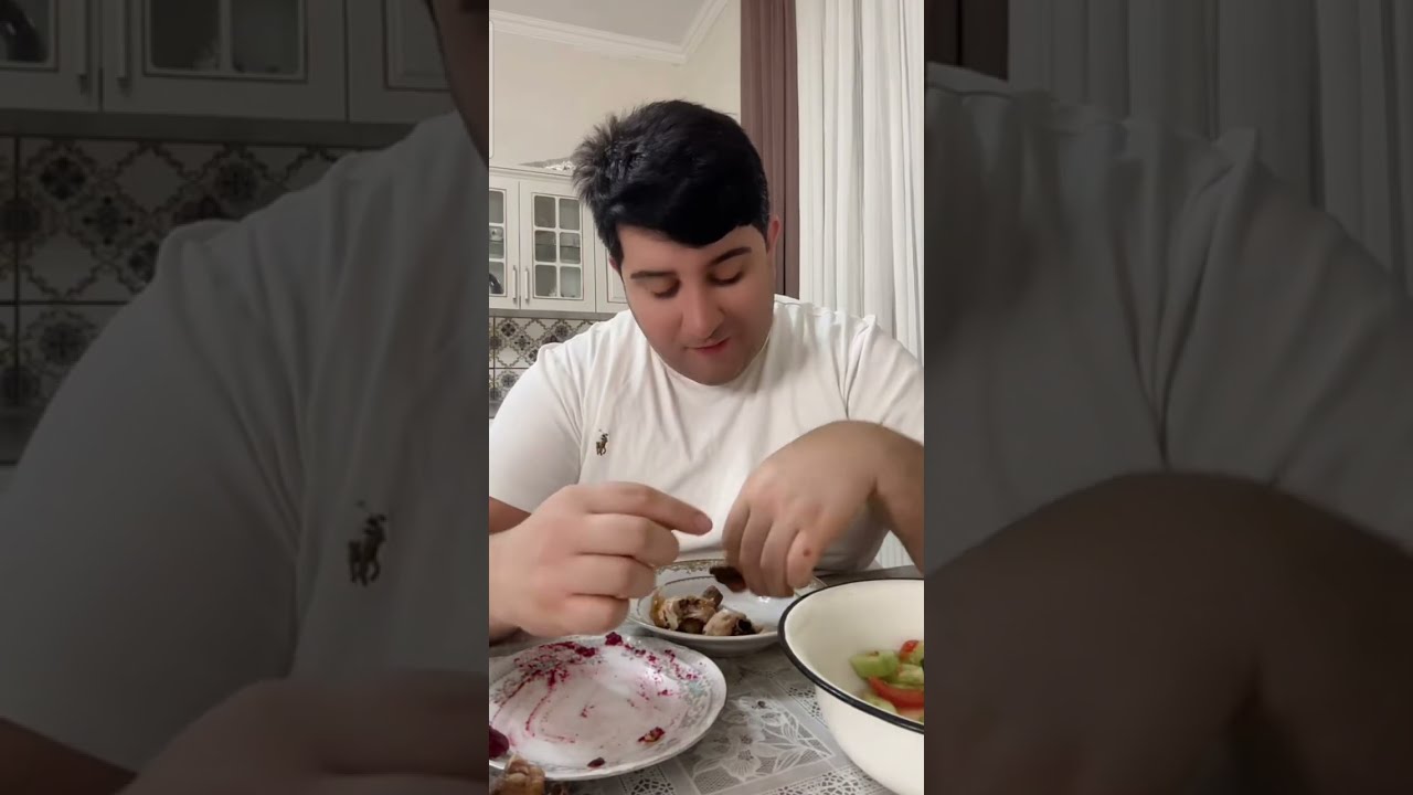 Vəlizar yüksəlişə keçib Baboşun qanı qaralıb yeyir😃
