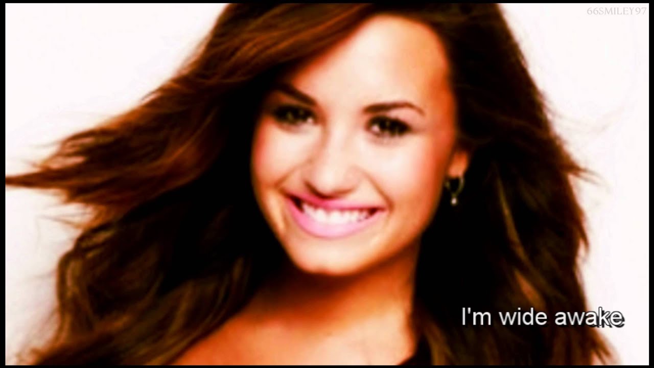 Demi Lovato: 'I'm wide awake!' (support video)