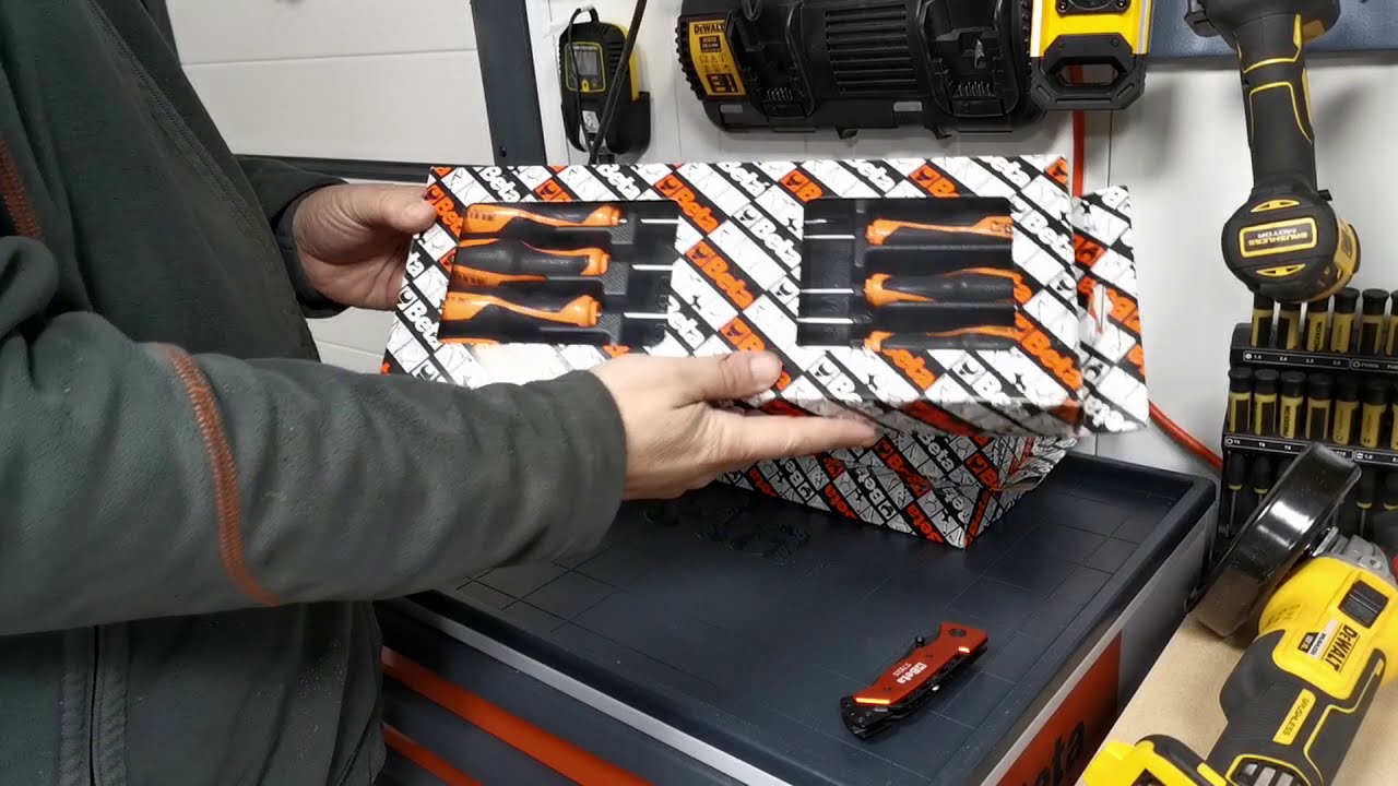 Unboxing Beta Tools Screwdrivers sets:  T199 T202 T205