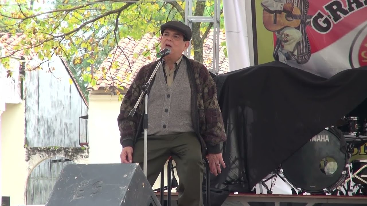 Carlitos Vera el Hombre de las 1000 Voces