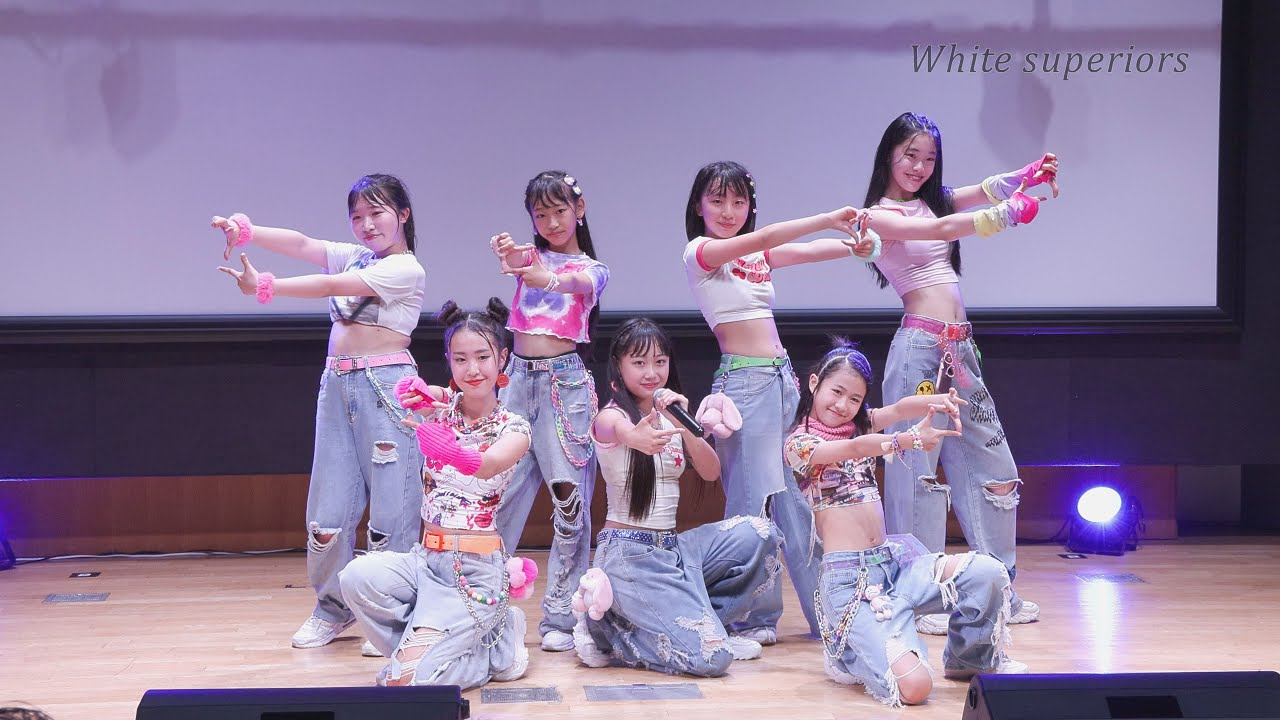 white superiors ➁「ぞっこんLOVE・Kawane Drive・Hunter」 2023.6.25  東京アイドル劇場