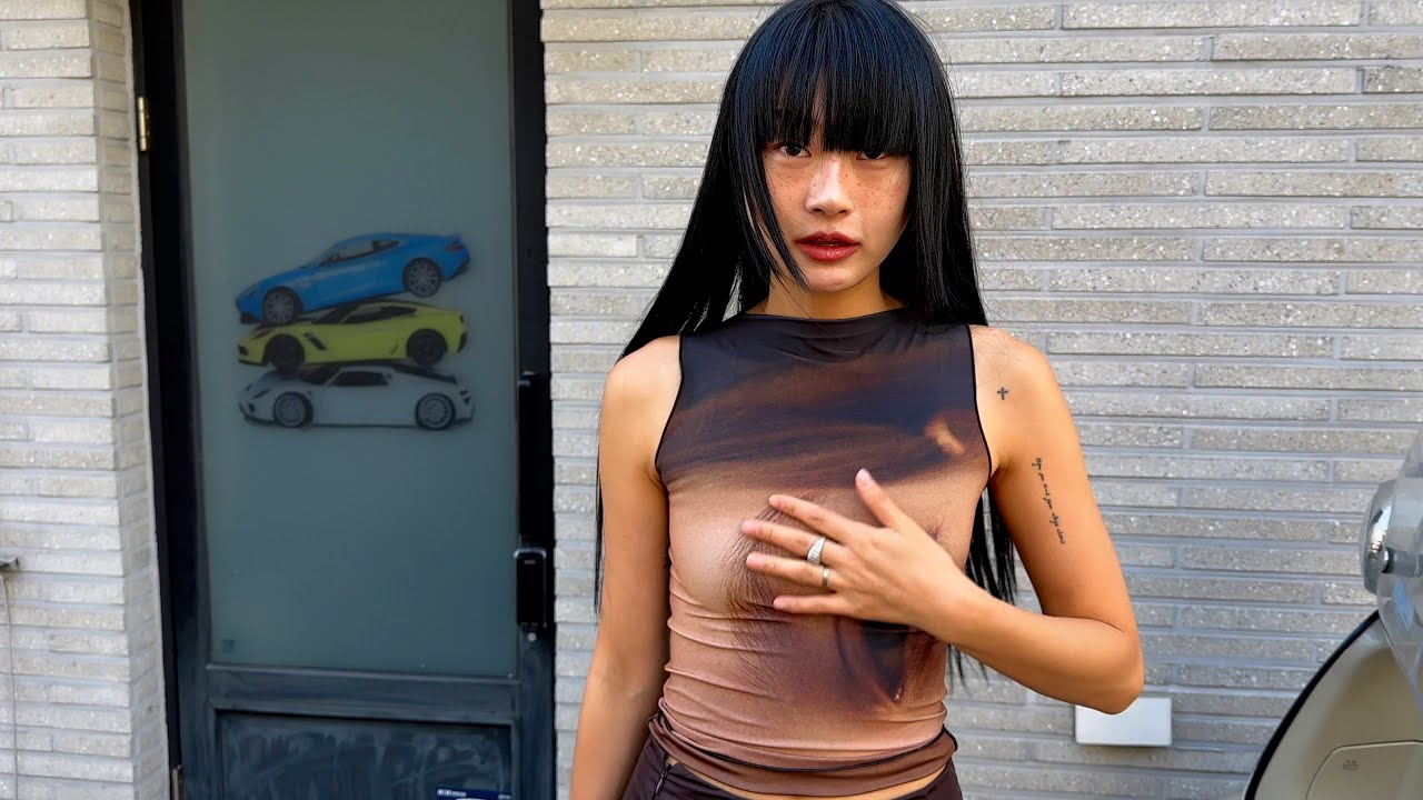 What Are People Wearing in Seoul? (Street Fashion 2024 Korean Style)