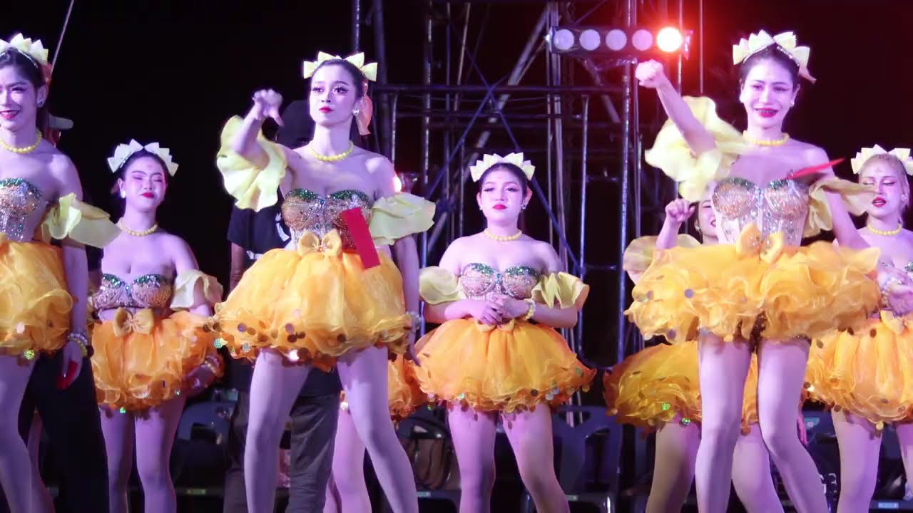 【#PhetchaburiDance】#รำวงเพชรบุรี✿10minite workout dance🎼พรพรหมเมืองเพชร✿สวยดุจนางฟ้า 3[CANON250D🎼4K]