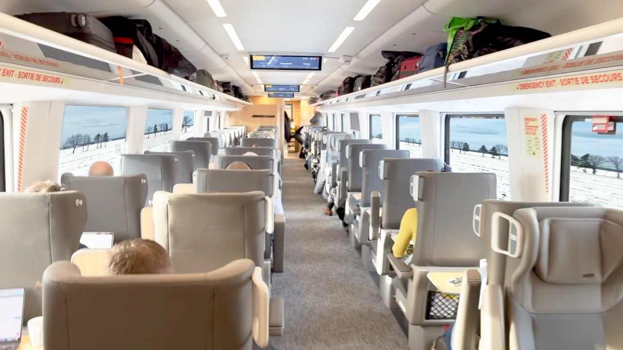 Montreal-Ottawa VIA Rail | Winter Business Class Experience & Full Meal Service