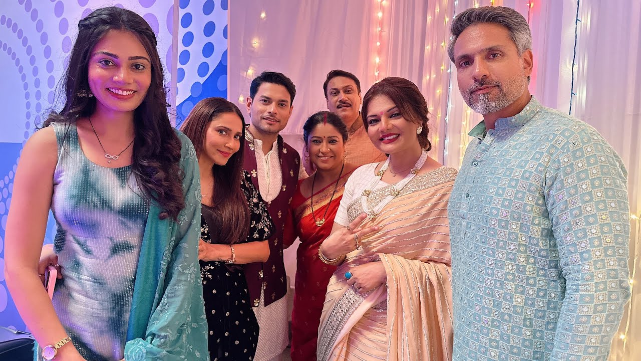 Pol khol with iqbalkhan. Masti fun on the set of Naumrakiseemaho