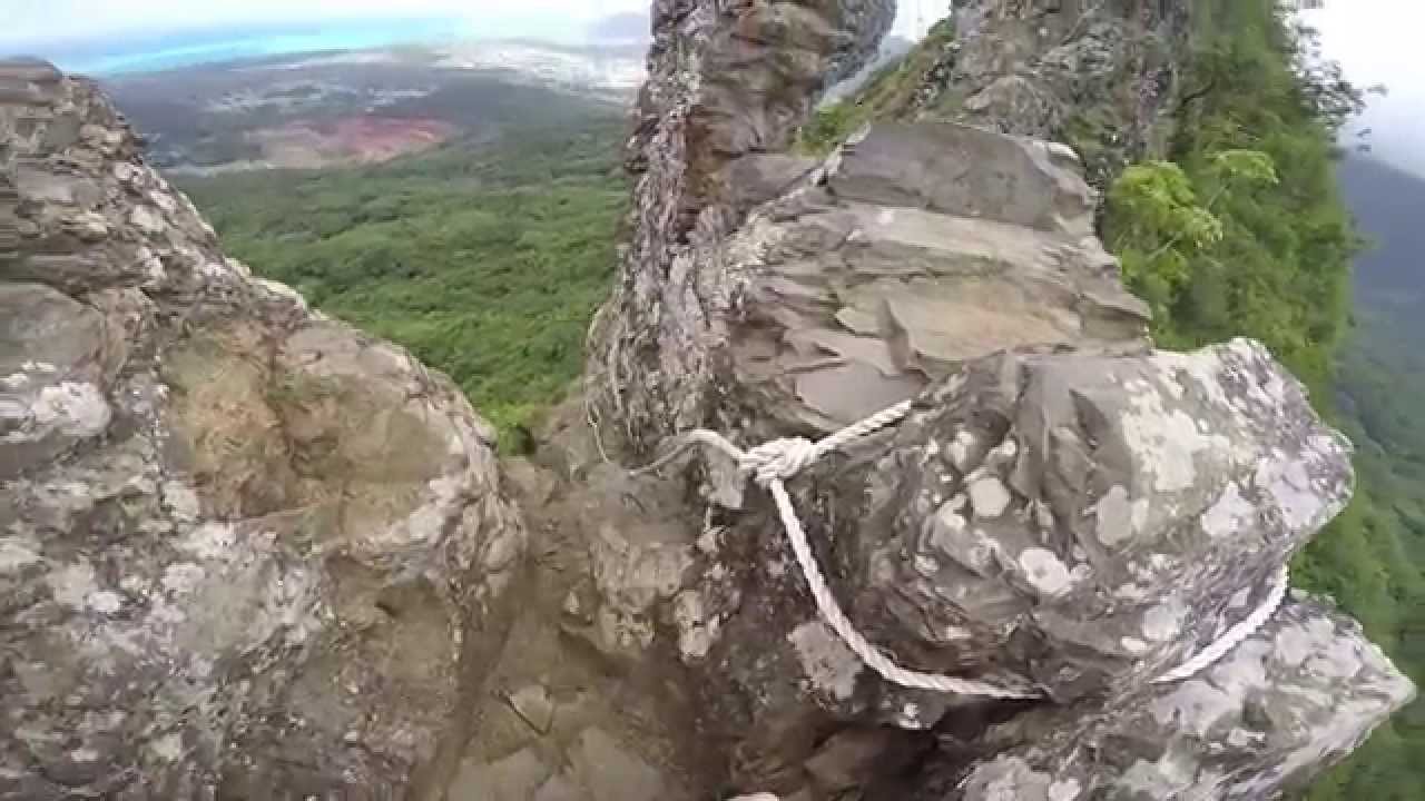 Climbing the three peaks of Olomana, Hawaii