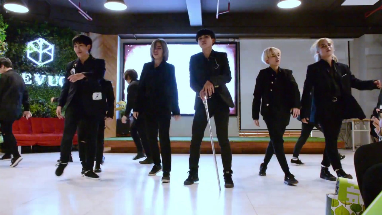 [210118 JKVN Offline] Begin + Rainism Dance cover | The A-code from Vietnam