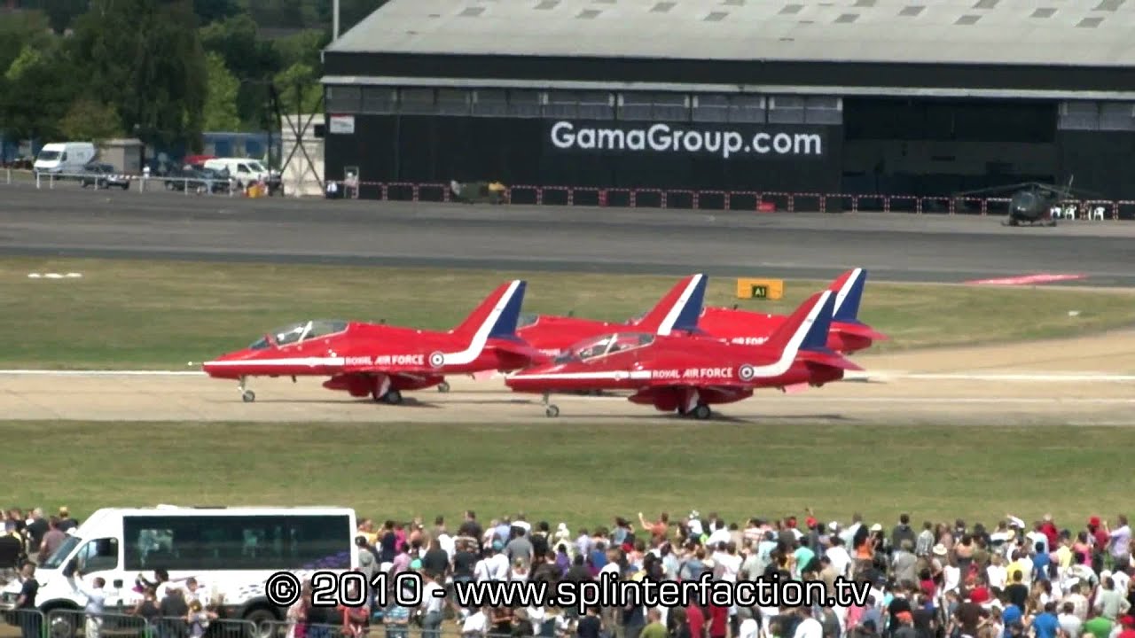 RAF Red Arrows aerobatic display team display at Farnborough International Air Show 2010 HD Pt.1