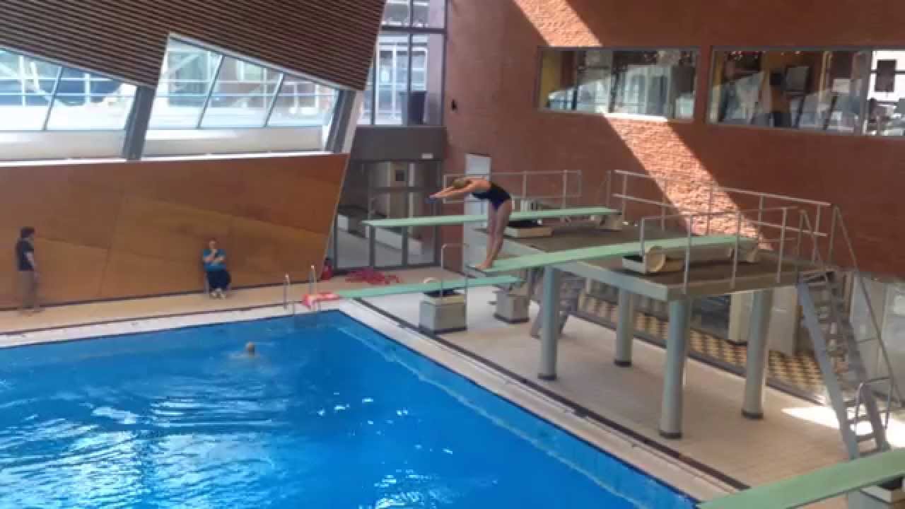 Britt Dekker en Regillio Tuur trainen voor Sterren Springen