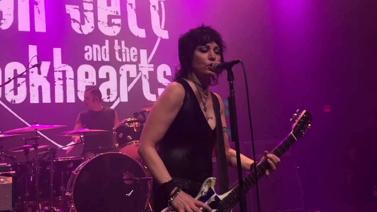 Joan Jett and the Blackhearts - Different