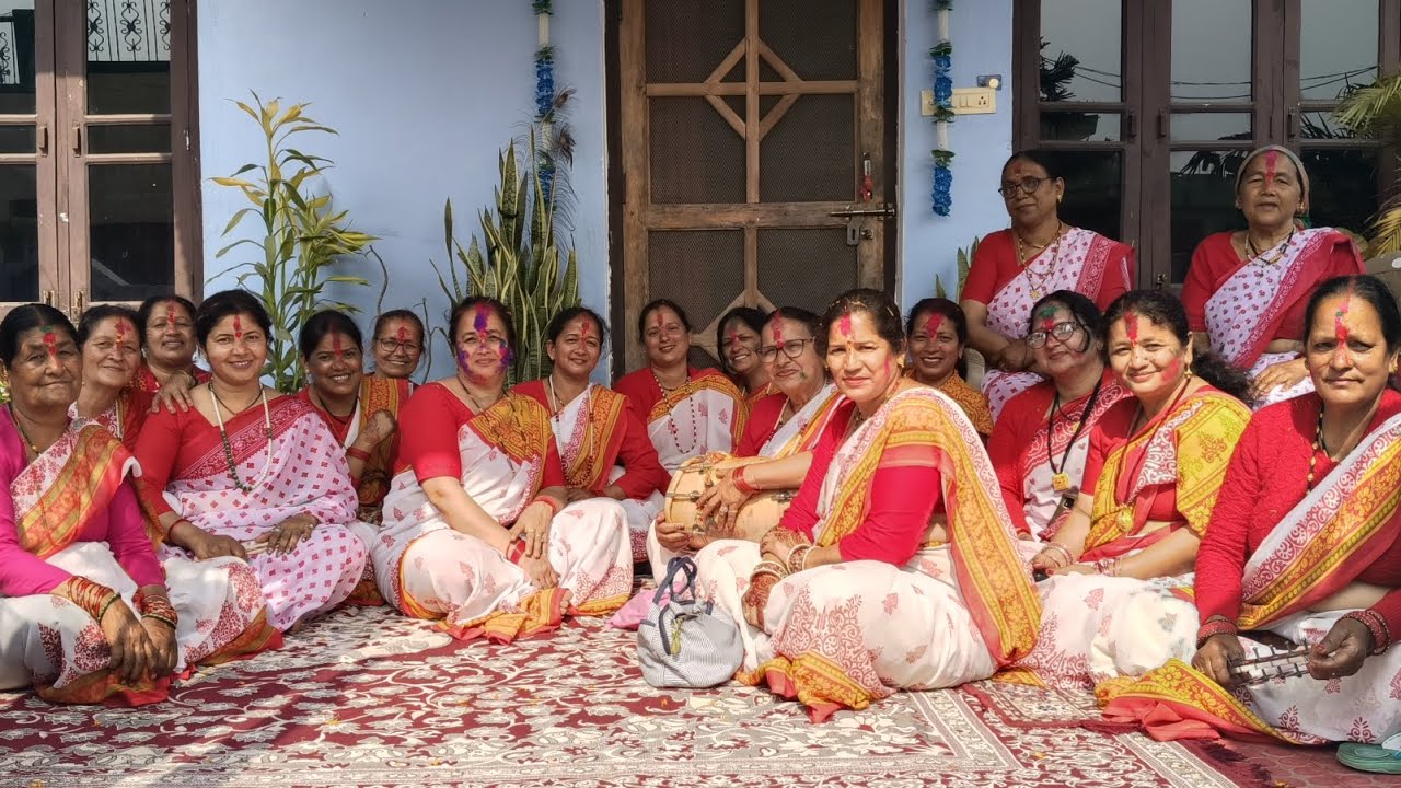 सैनिक कॉलोनी से आ पहुंची होली गोकुल धाम 