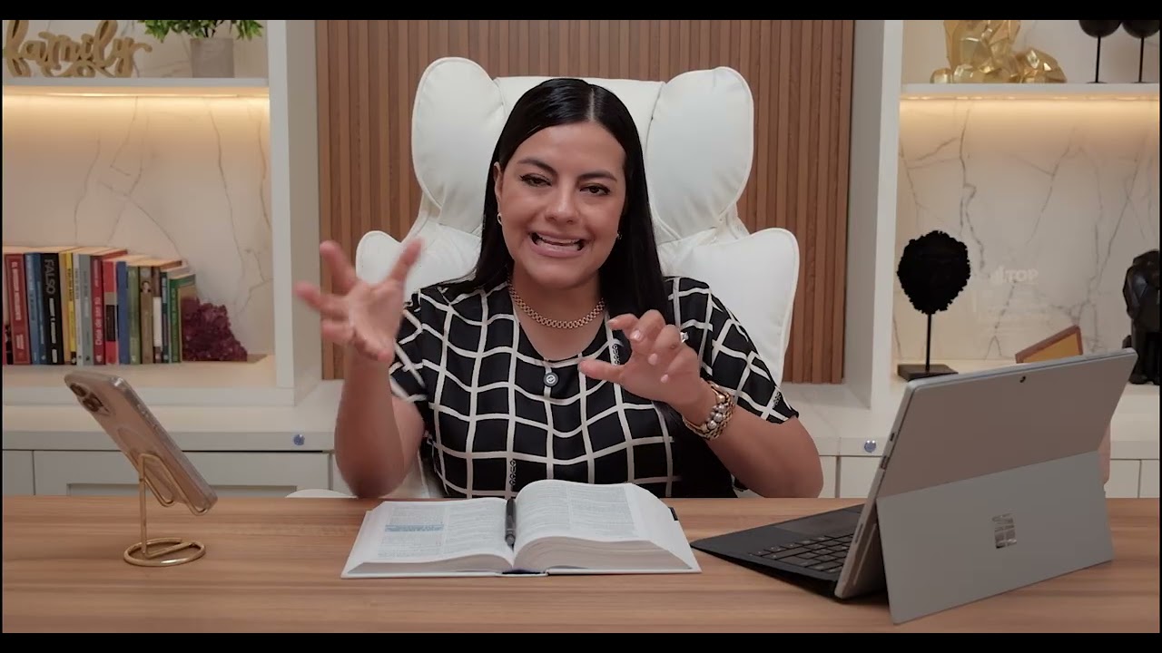 El poder los hábitos financieros con Fernanda Parra