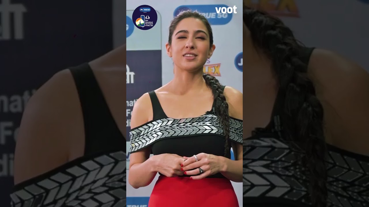 ✨ Beauty, Grace, and Silver Screen Embrace! Sara Ali Khan graces the #IFFIAwards with her enchanting