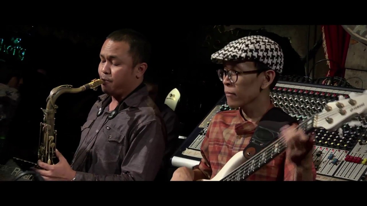 Mr.Magu - แมว จิระศักดิ์ ปานพุ่ม LIVE @ Saxophone Pub & Restaurant