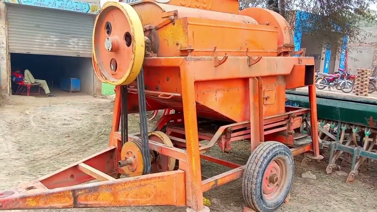 thresher machine