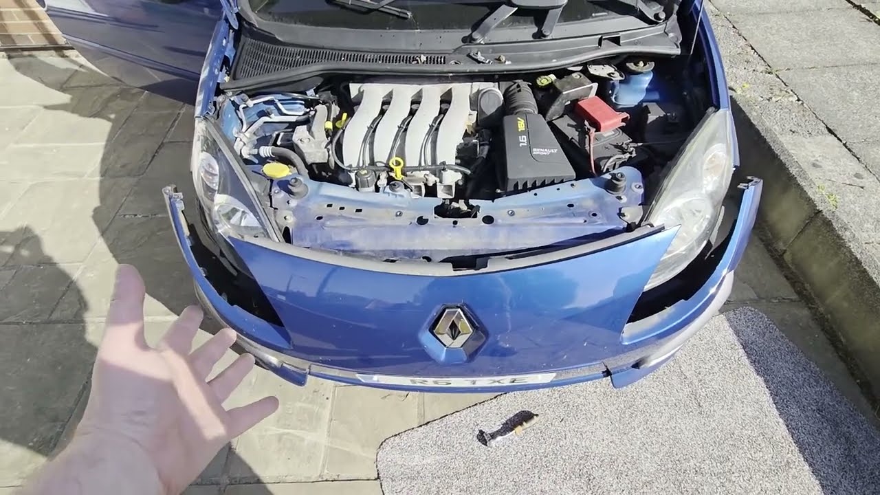 RS Twingo headlight replacement