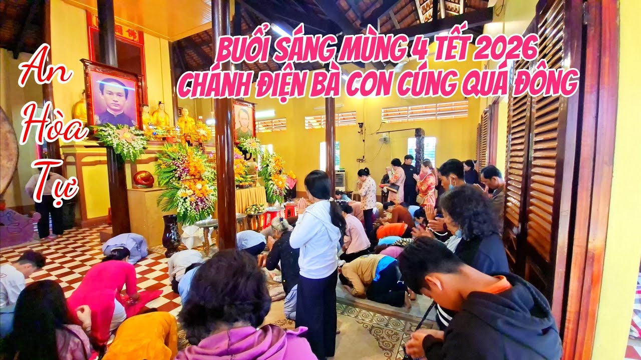 Buổi sáng Mùng 4 Tết 2026, An Hòa Tự xe lớn trỡ về cũng khá nhiều.