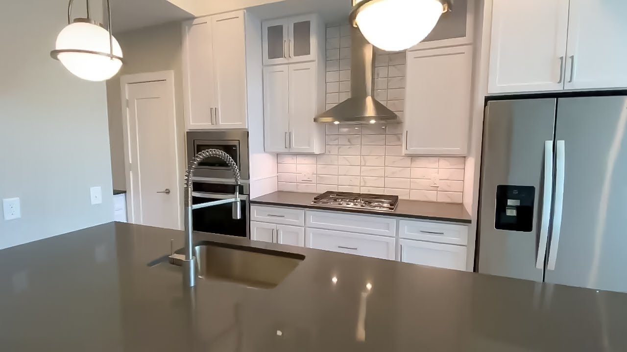 LUXURY One Bedroom Apartment in Ballantyne Charlotte, NC - Towerview Ballantyne