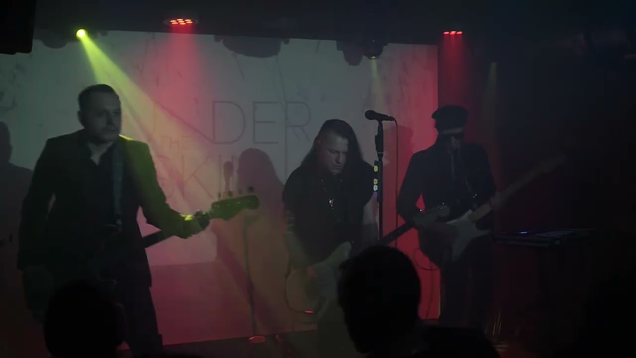Undertheskin - Wrong (live at Prague)