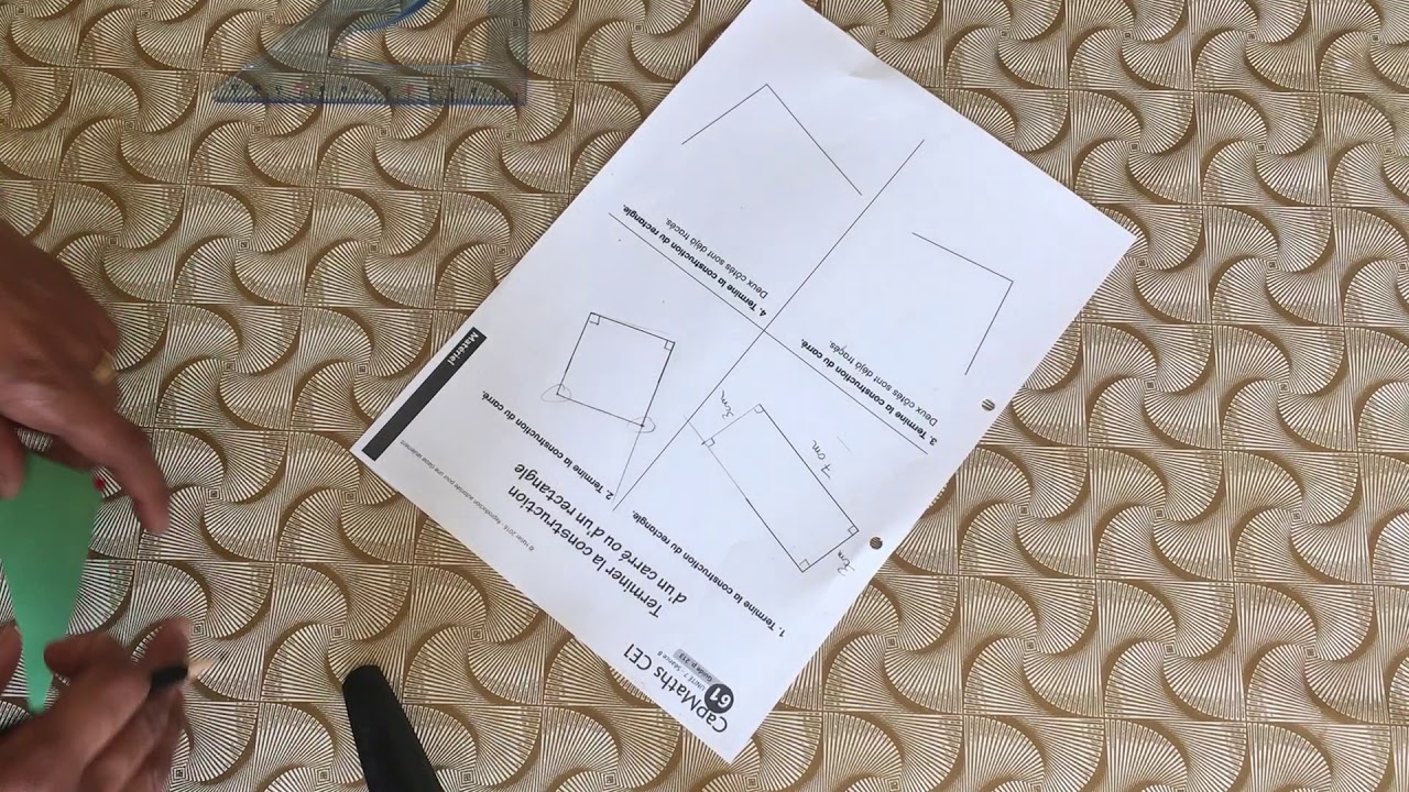 CE1 construction:  carré et rectangle