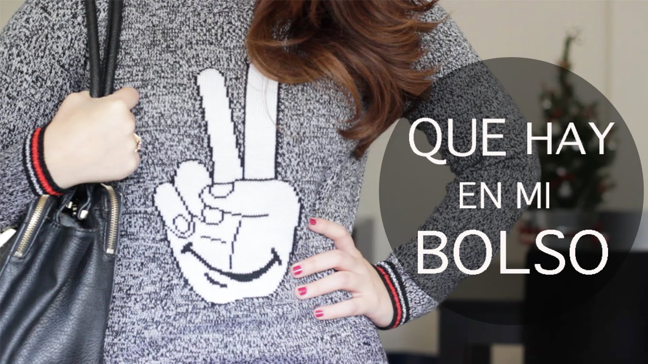 Qué hay en mi bolso | What The Chic