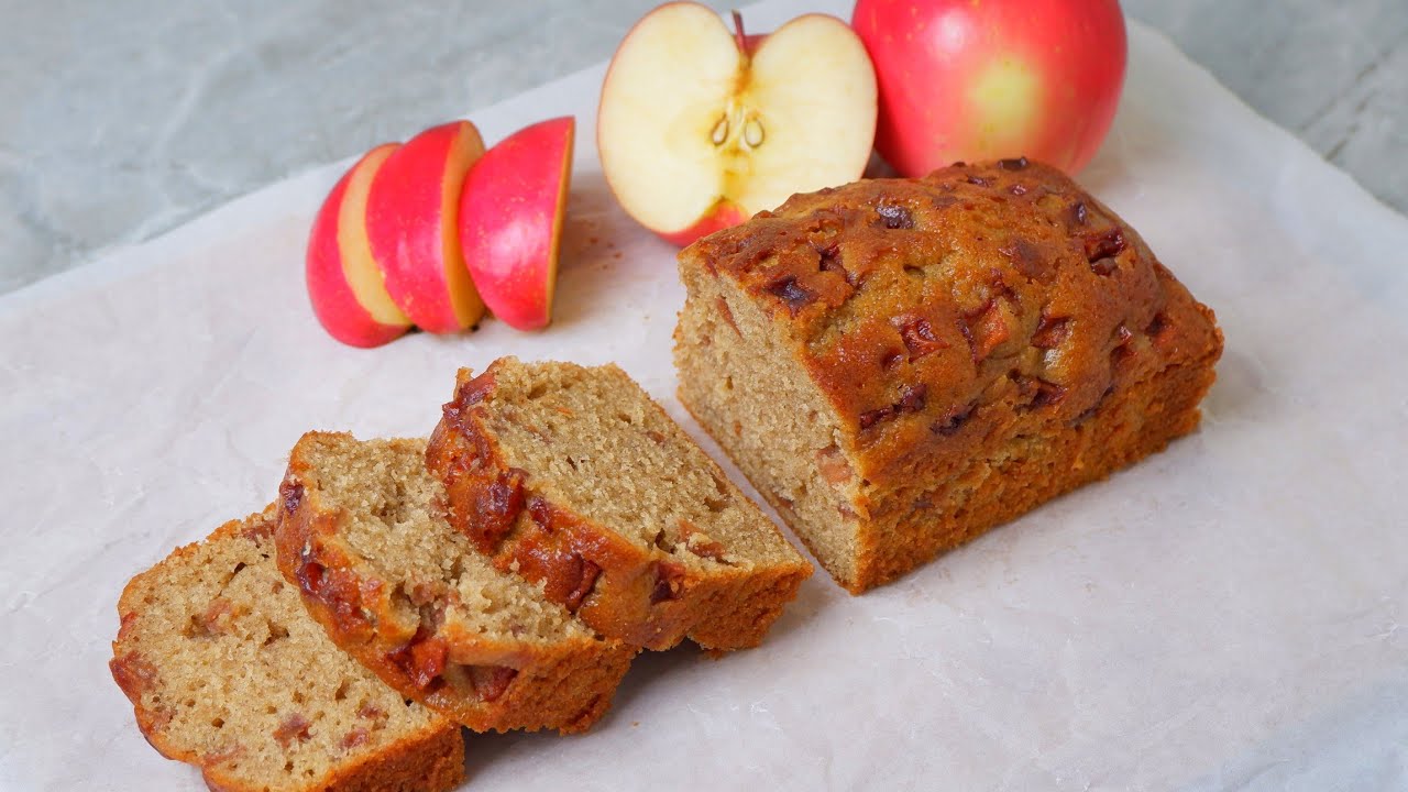 Moist Apple Cinnamon Loaf Bread