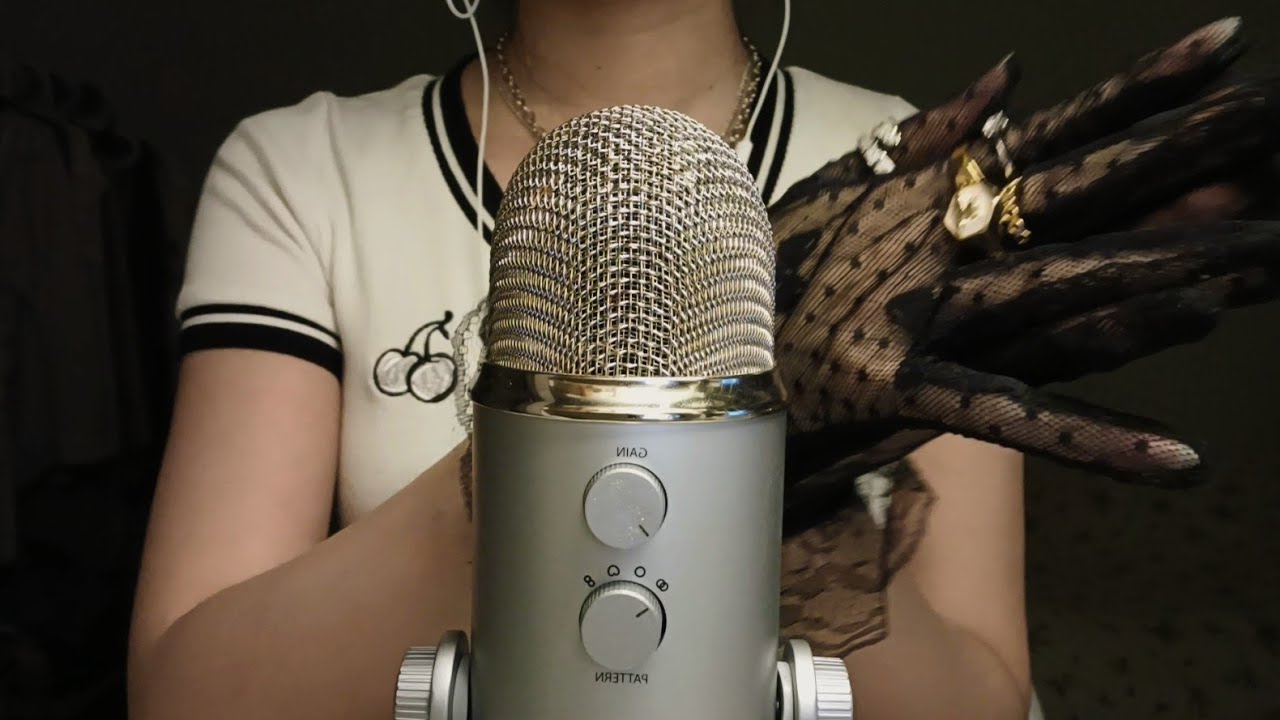 ASMR  Lace Gloves & Rings (Flutters & Rubbing) That Will Tingle You 
