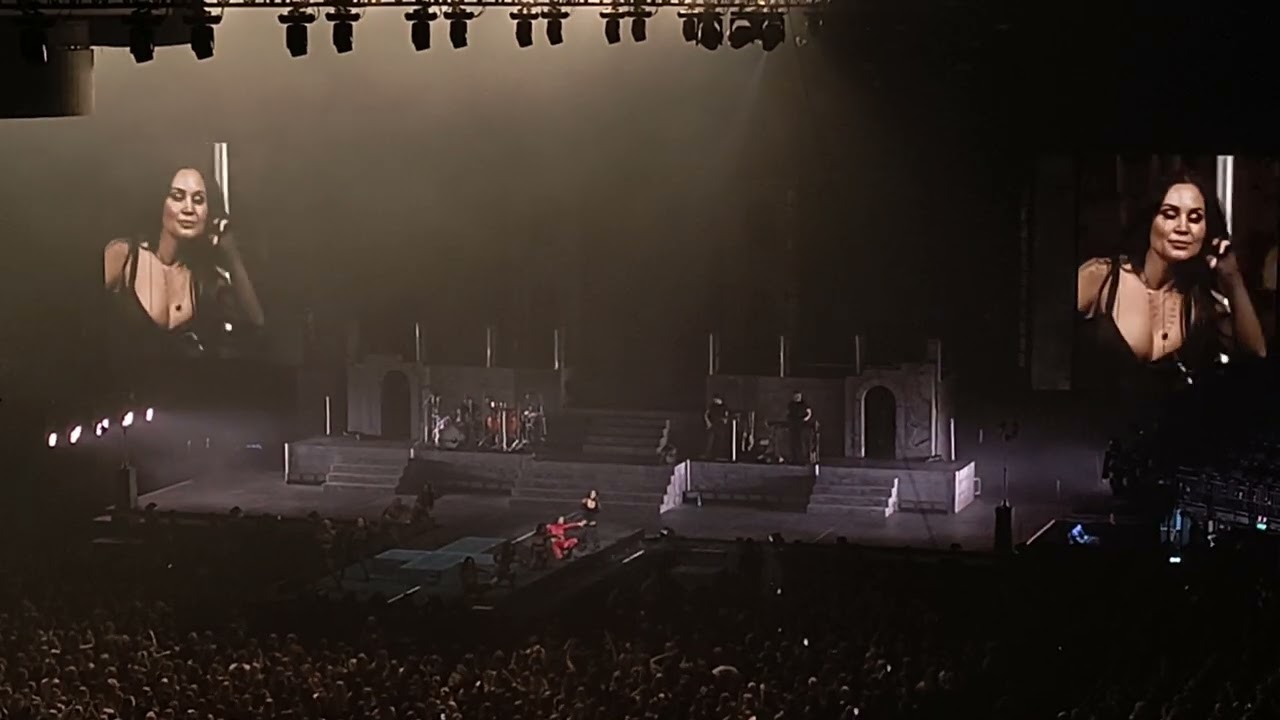 Abreu - Bandana & Huominen on huomenna (Live @ Helsinki)