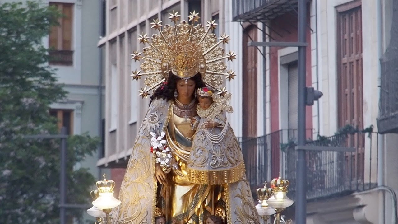Solemne procesión de la  Virgen de los Desamparados