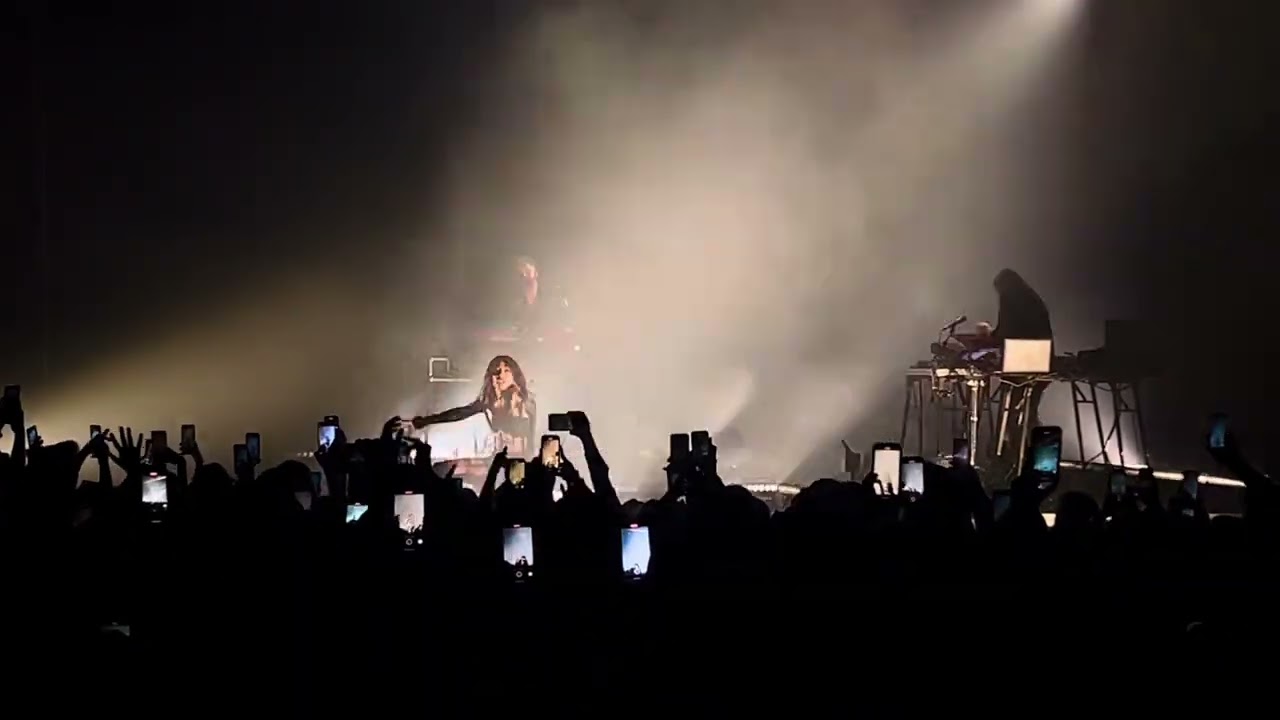 Loreen } Tattoo (Live at Cirkus)