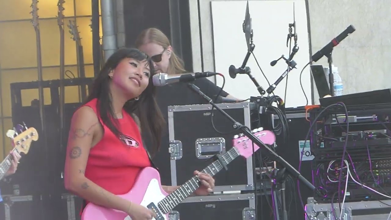 Beabadoobee You Lie All The Time Live Lollapalooza Music Festival Chicago IL August 4 2023