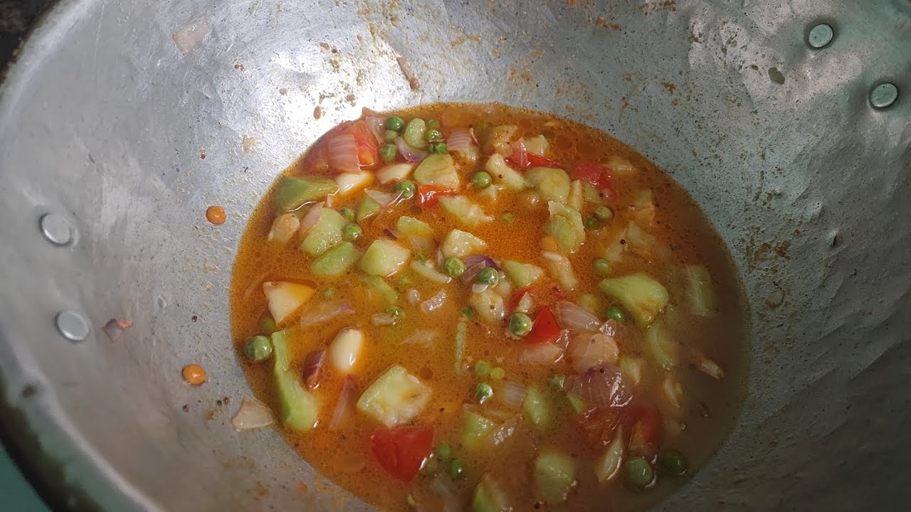 👉 “ஒரு முறை சாப்பிட்டா மறக்க முடியாத பீர்க்கங்காய் கூட்டு | Healthy Traditional Recipe”
