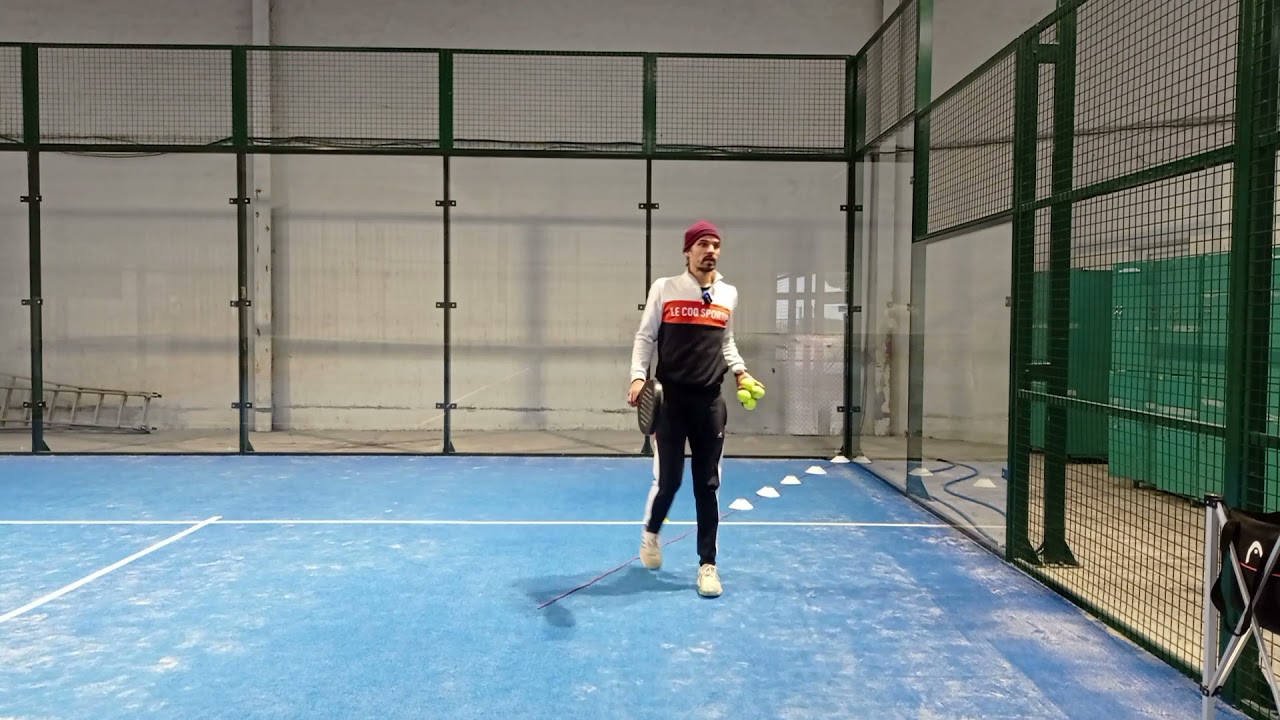 Padel cours magistral 1 - La position de défense au padel