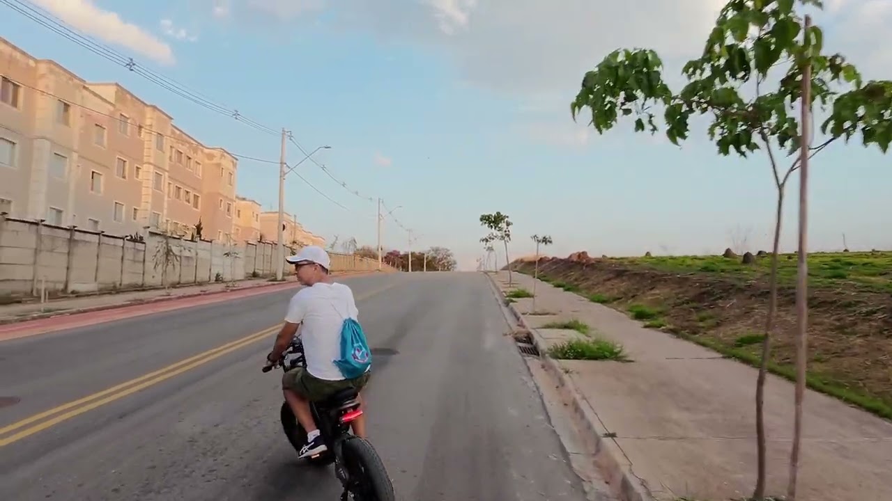 DJI Neo - Follow 